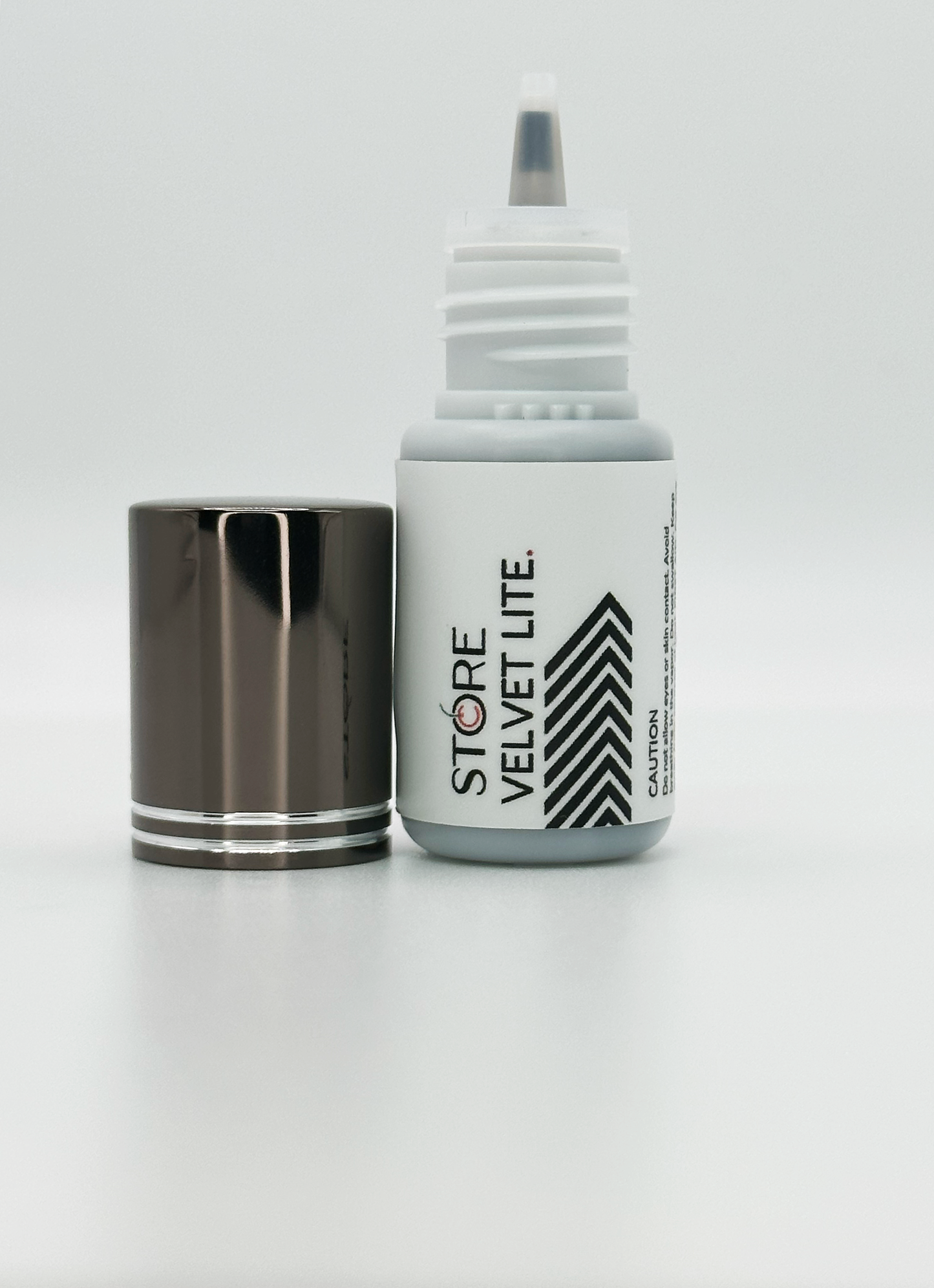 VELVET LITE LASH ADHESIVE