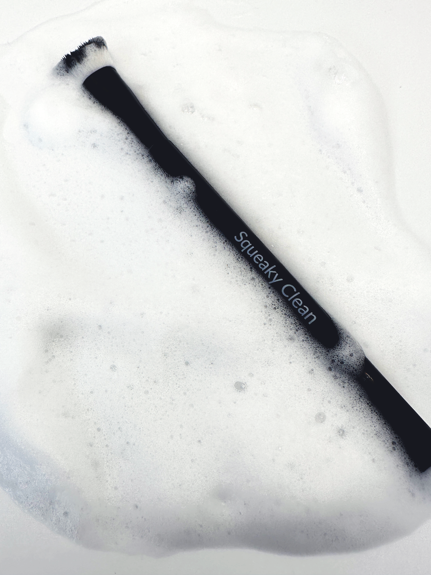 Squeaky Clean Lash Brush